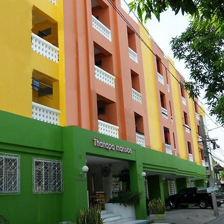 Thanapa Mansion Bangkok Exteriör bild