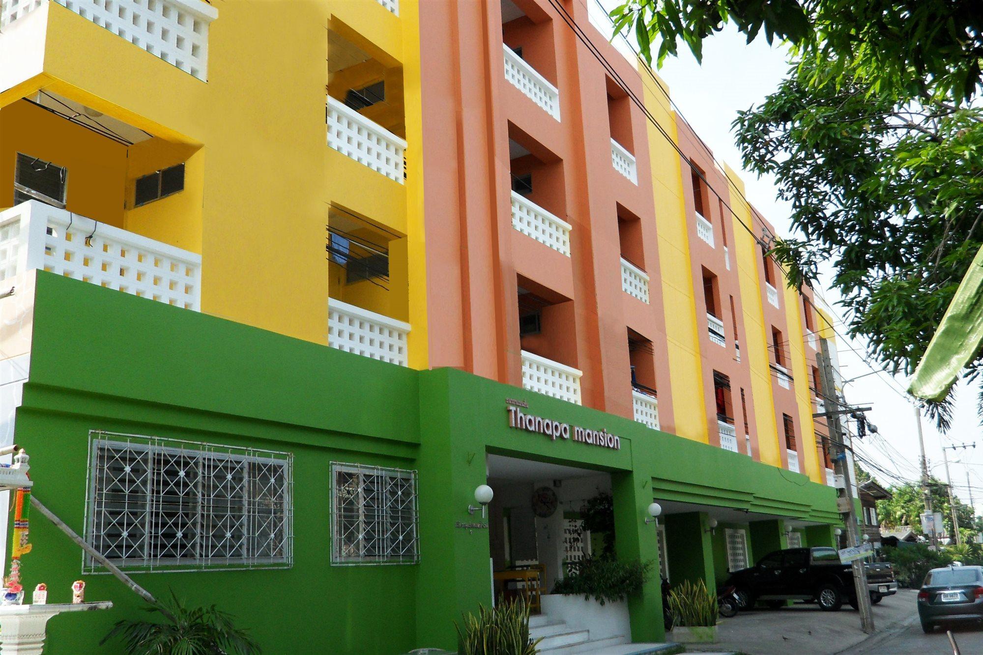 Thanapa Mansion Bangkok Exteriör bild