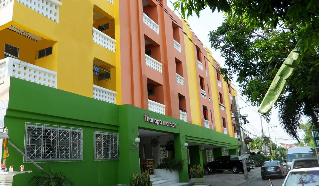 Thanapa Mansion Bangkok Exteriör bild
